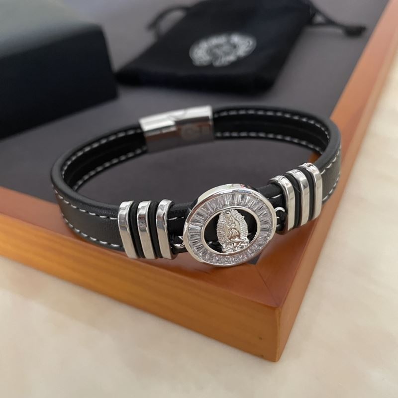 Ch**me He**ts bracelets